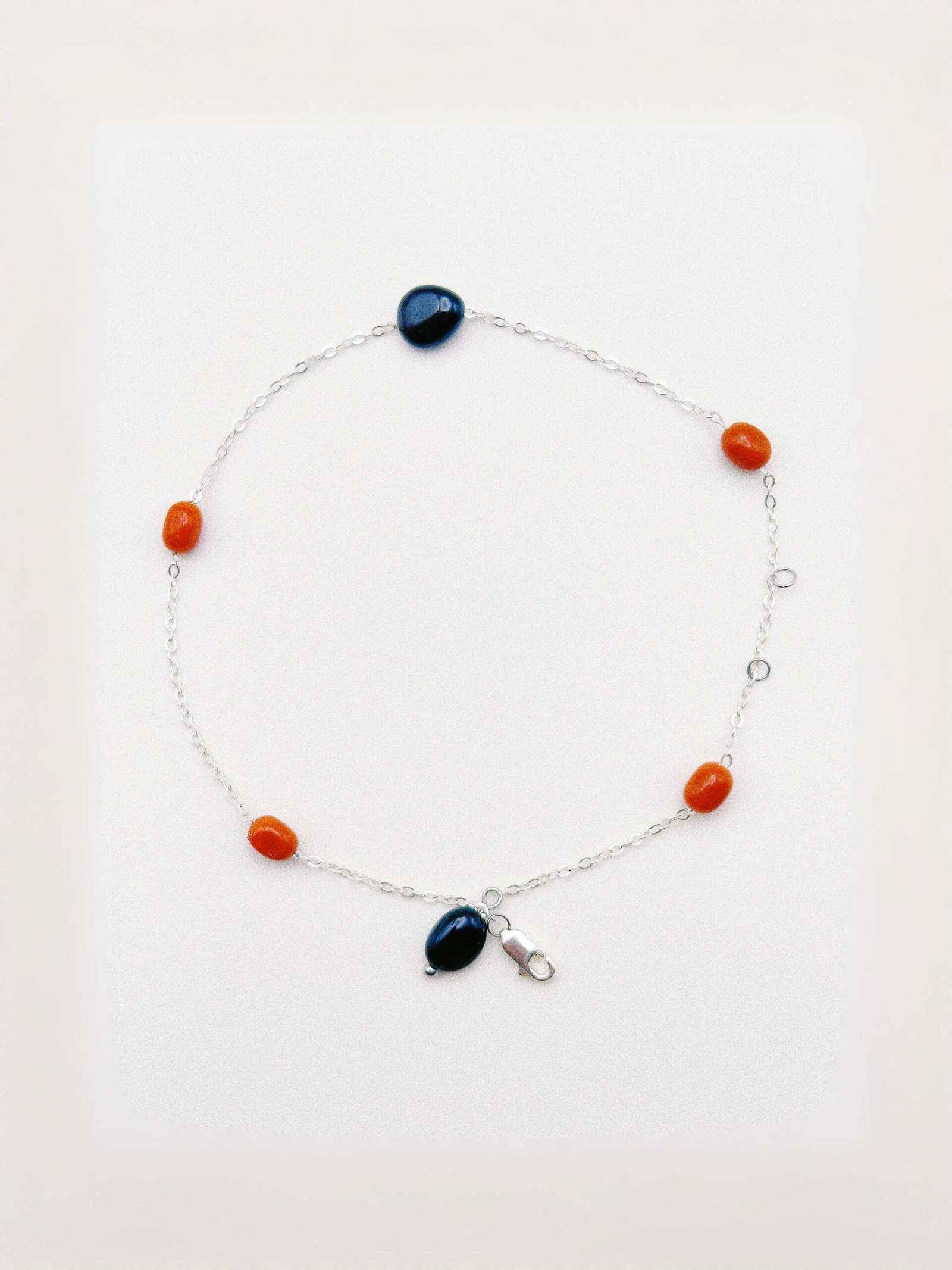 Nanhong agate bracelet with natural black onyx and 925 sterling silver chain